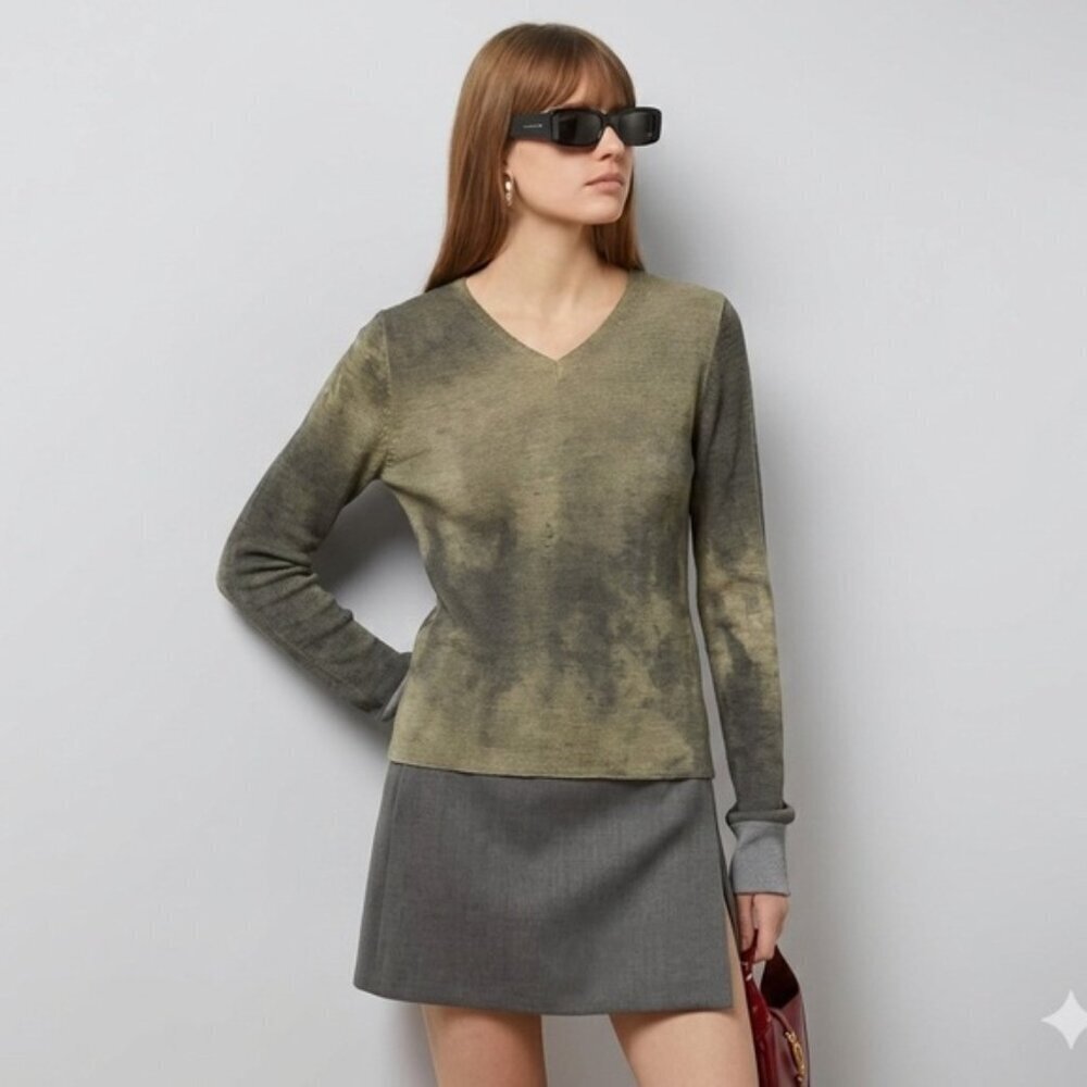 Decoster Designer 100% WOOL lightweight V-neck Tan taupe LS sweater top Small